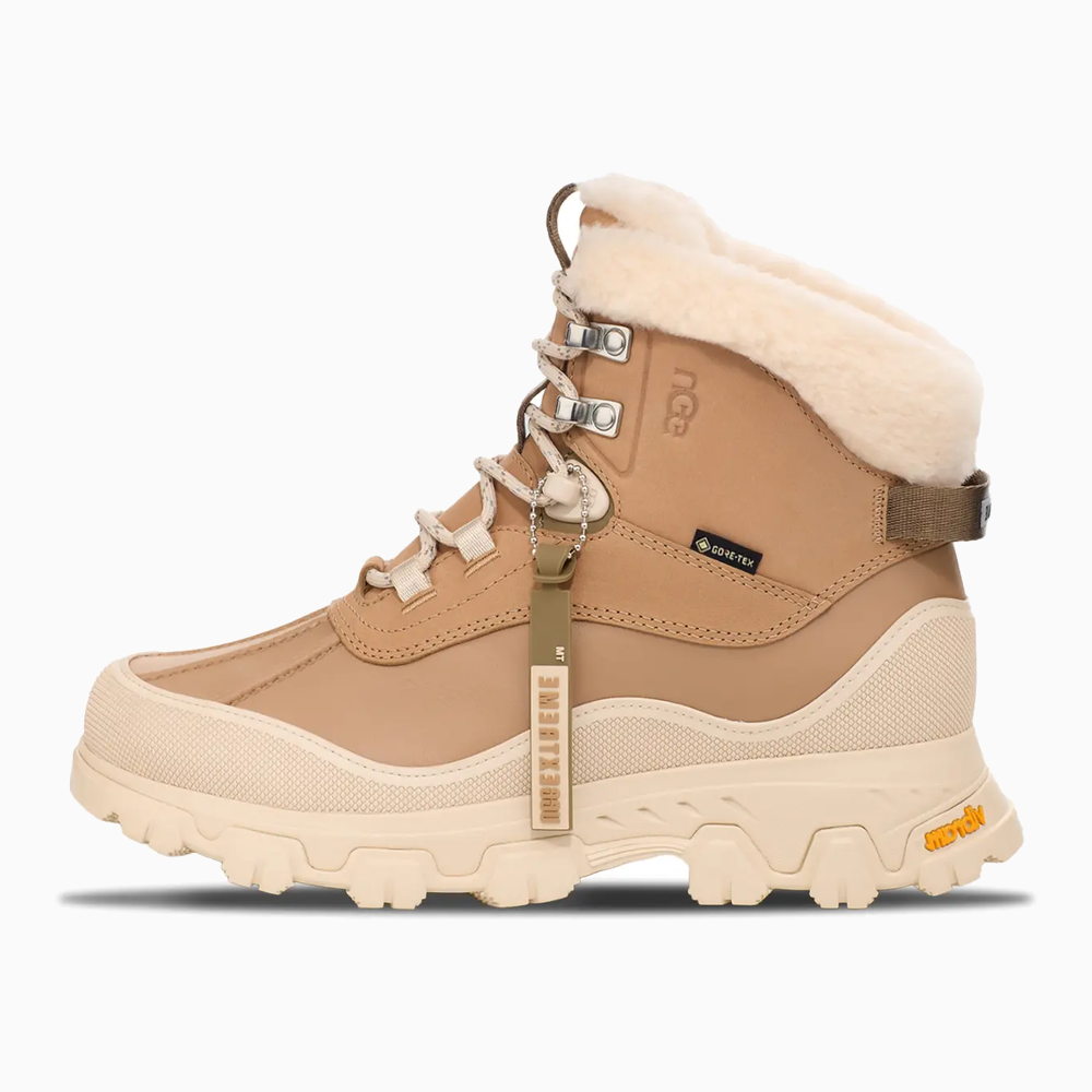 Ugg Adirondack Meridian Hiker Boot W "Sand"